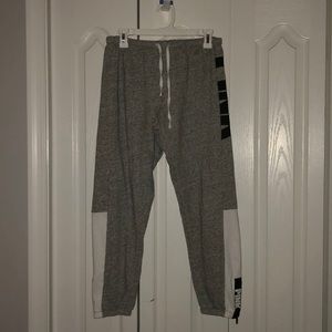 Super cute & comfy VS Pink sweatpants!!